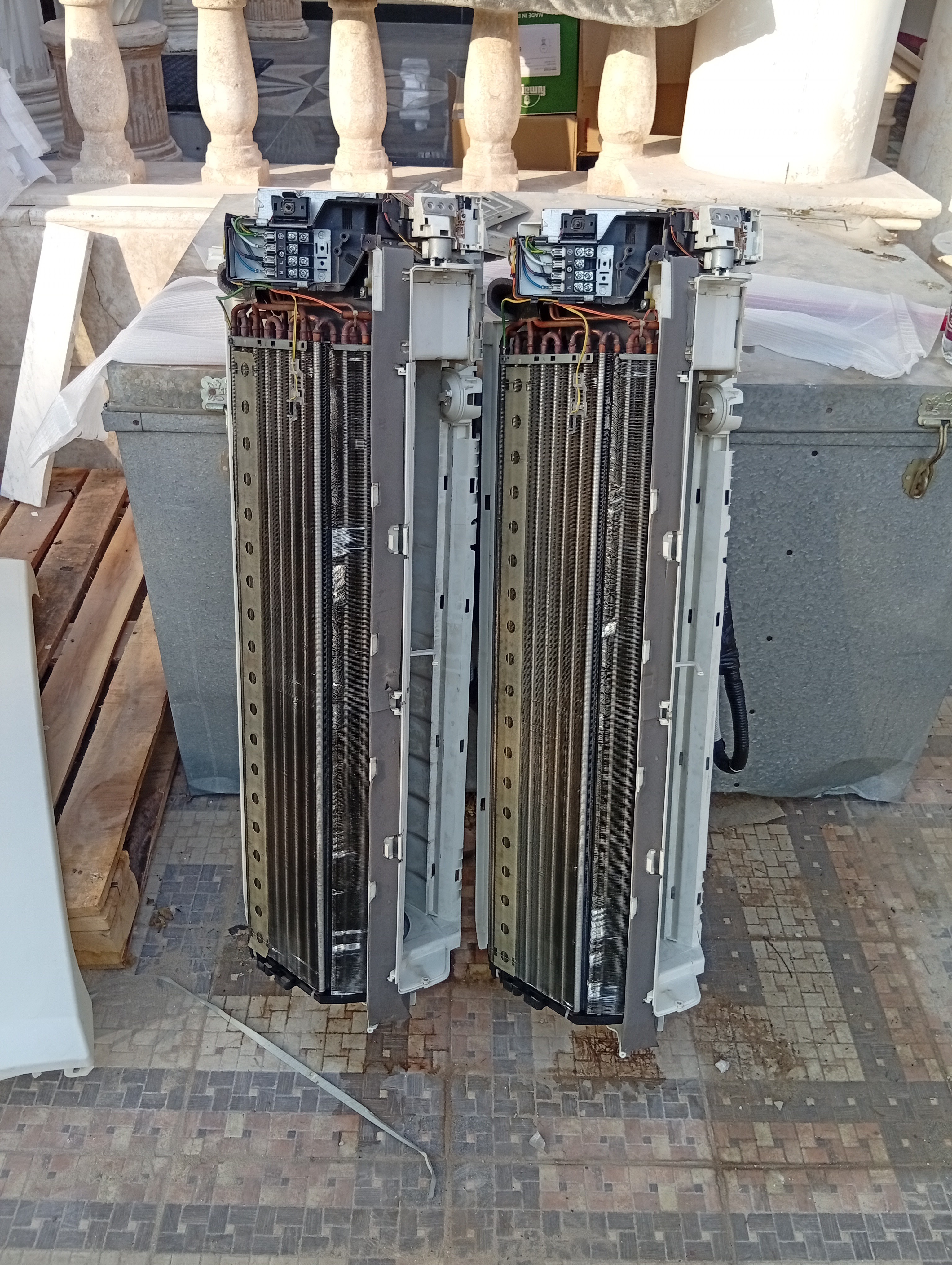 Emergency Ac call service 24 hours          we are buying used and damage ac - Portfolio 5