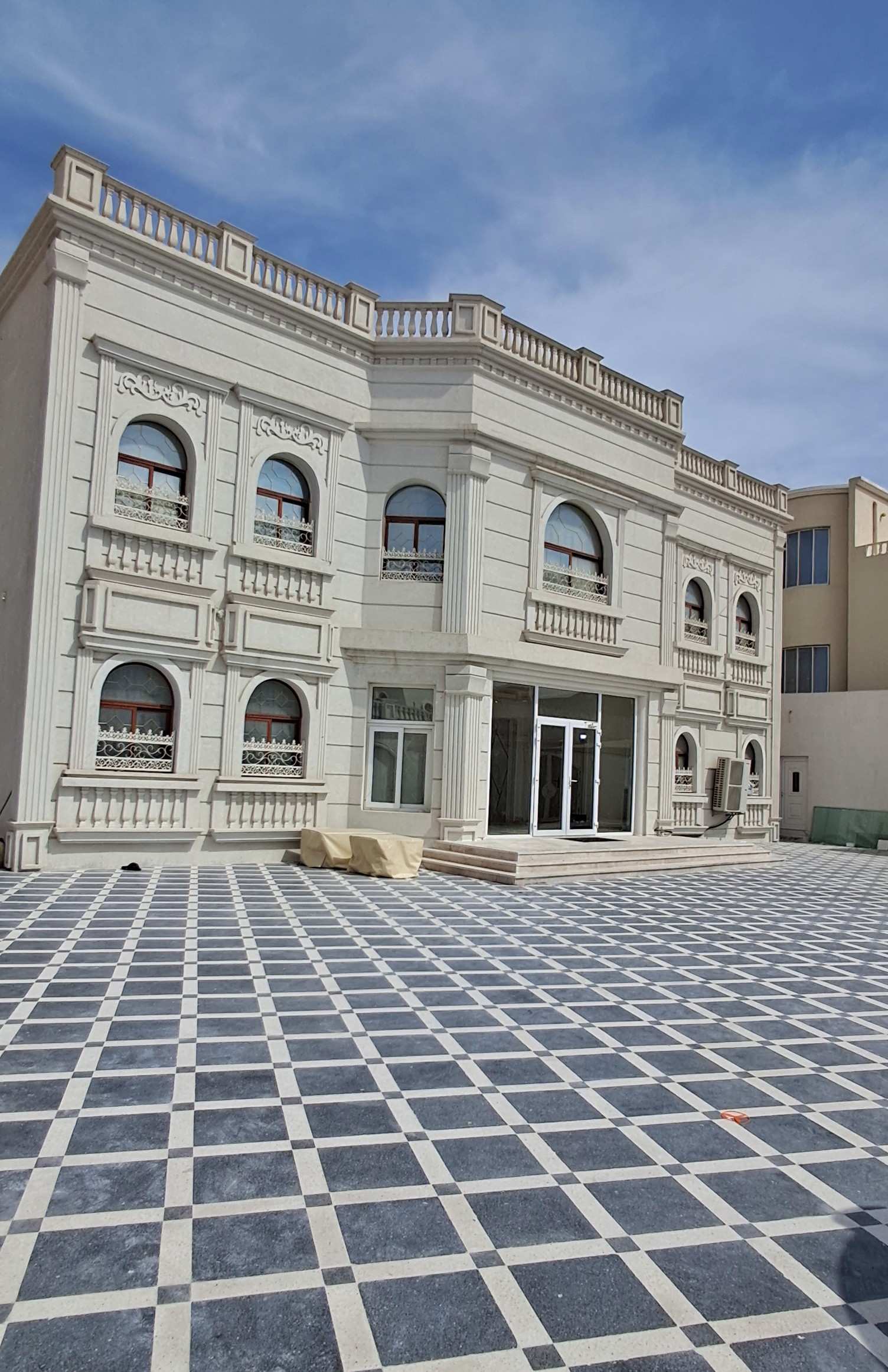 مصطفى - Portfolio 4